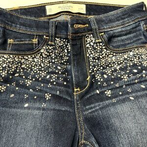 Abercrombie and Fitch Junior jeans size 00 with bedazzled front pocket